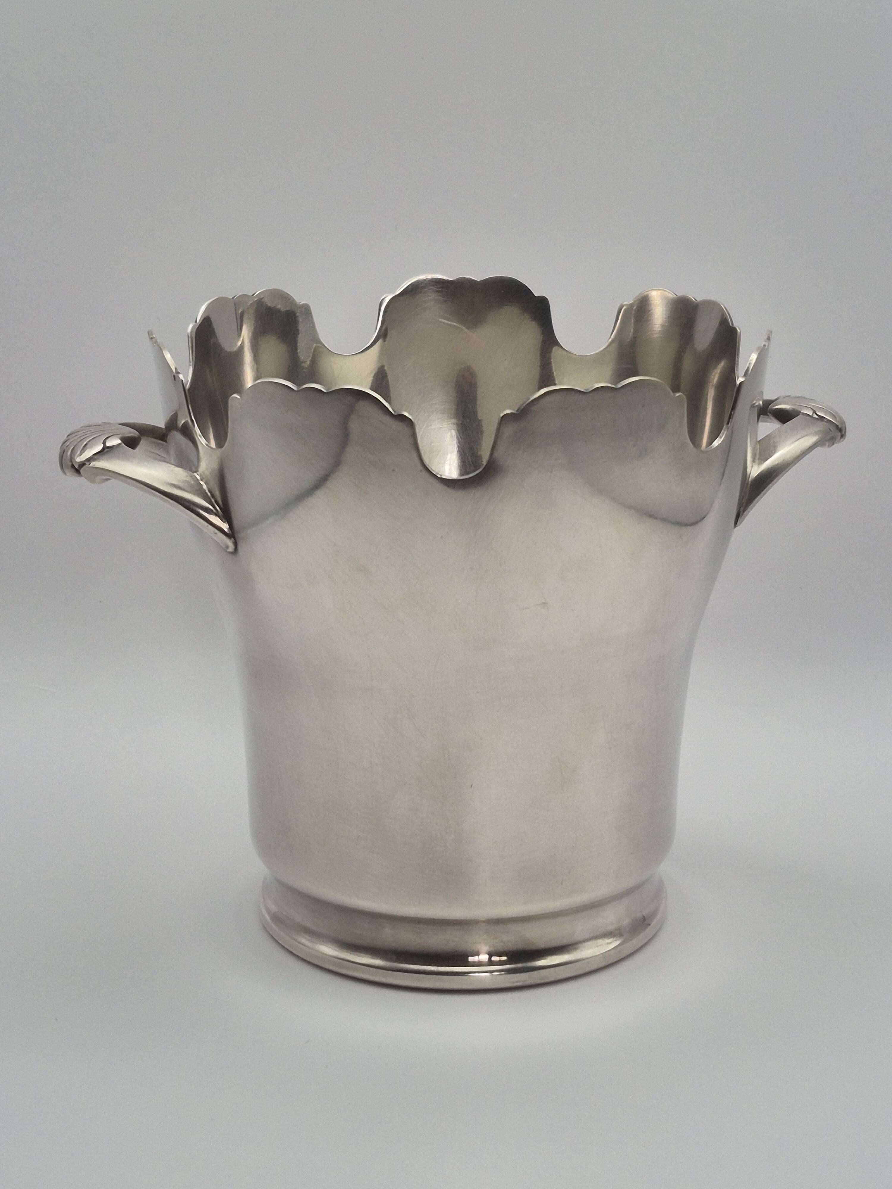 Elegant ice bucket/scoop, silver-plated with square hallmark - A 321