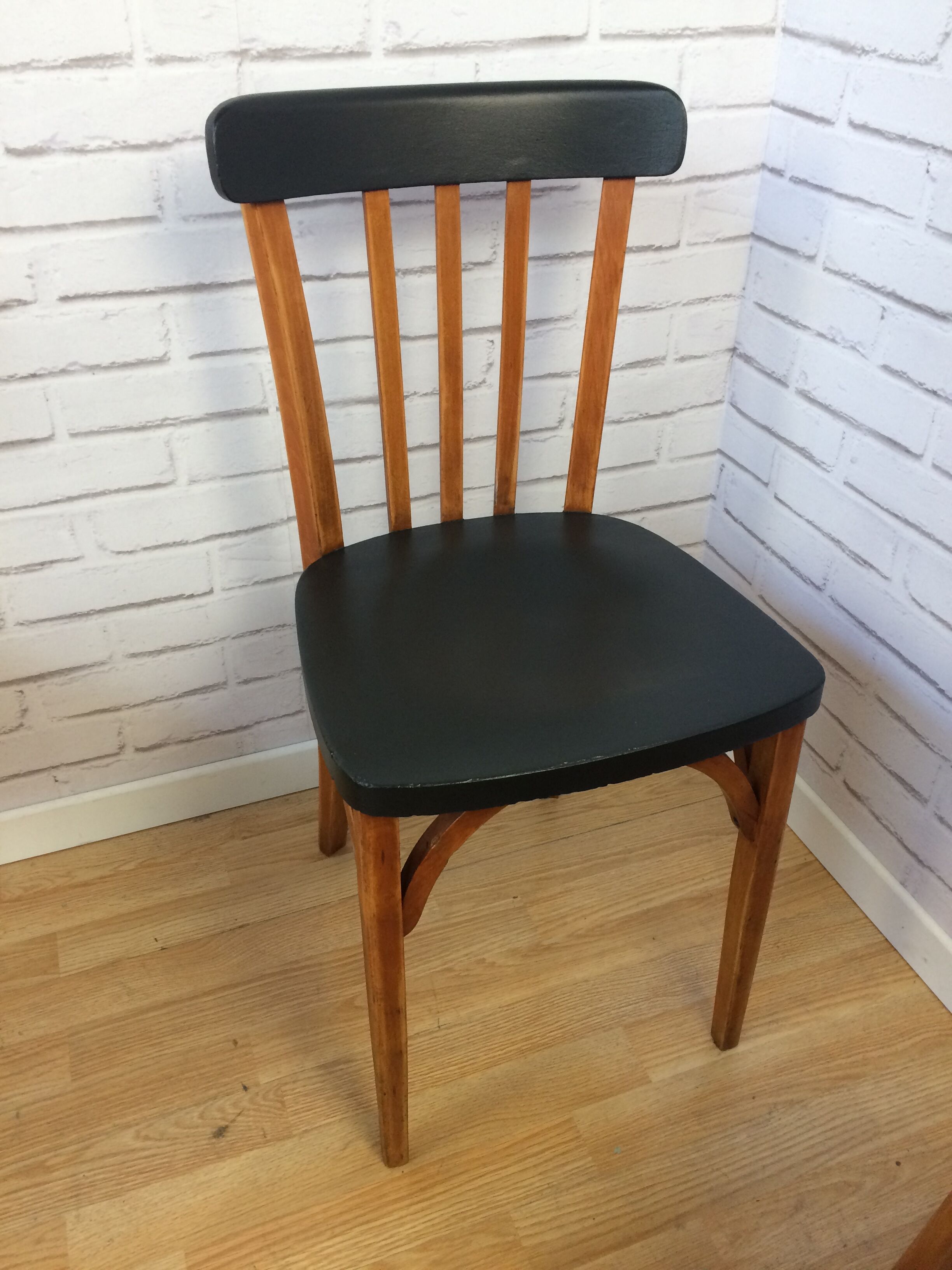 Lot de 6 chaises bistrot dépareillées
