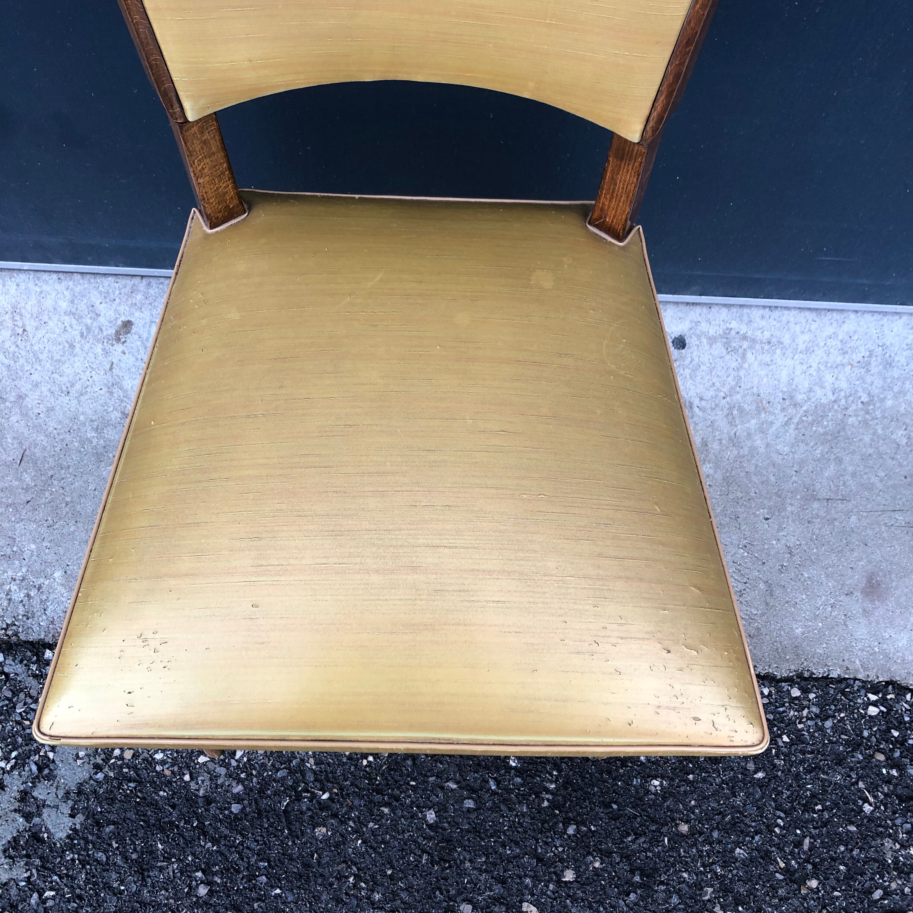 Lot of 2 chairs