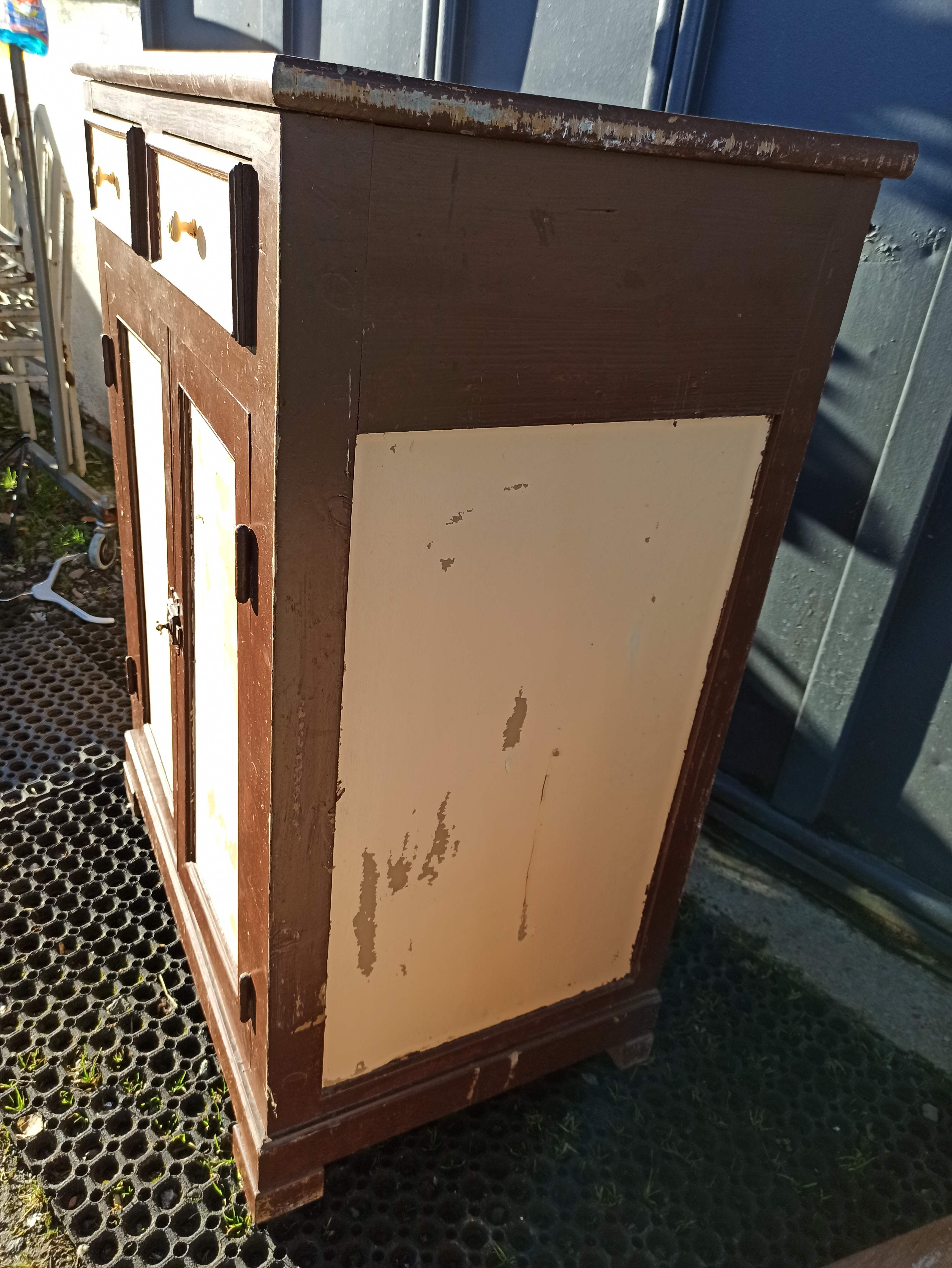 Low Parisian buffet Solid support height two doors 2 drawers