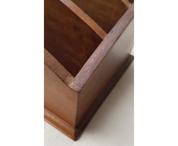 Porte lettres en bois