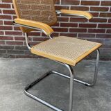 Cesca chair B64 with armrests by Marcel Breuer Design