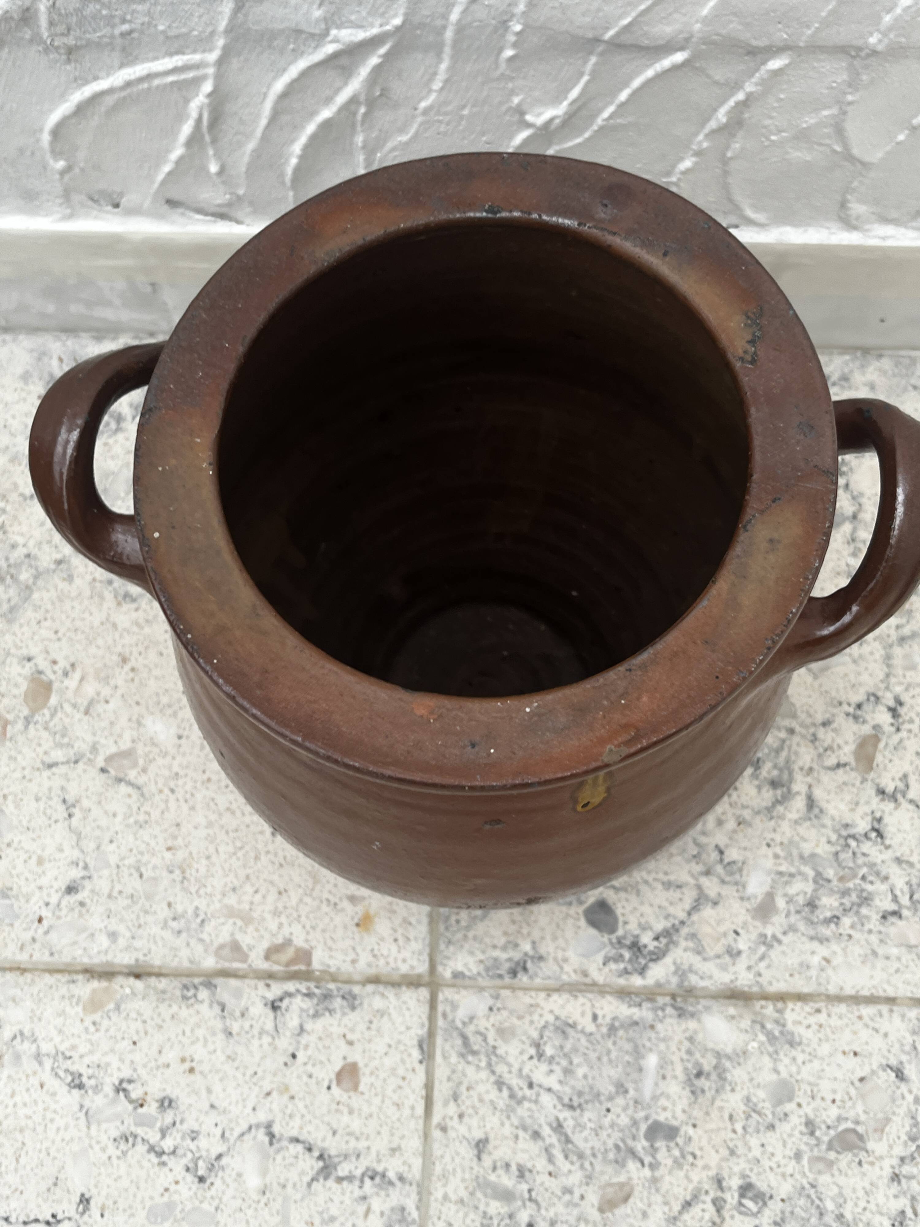 Terracotta basin