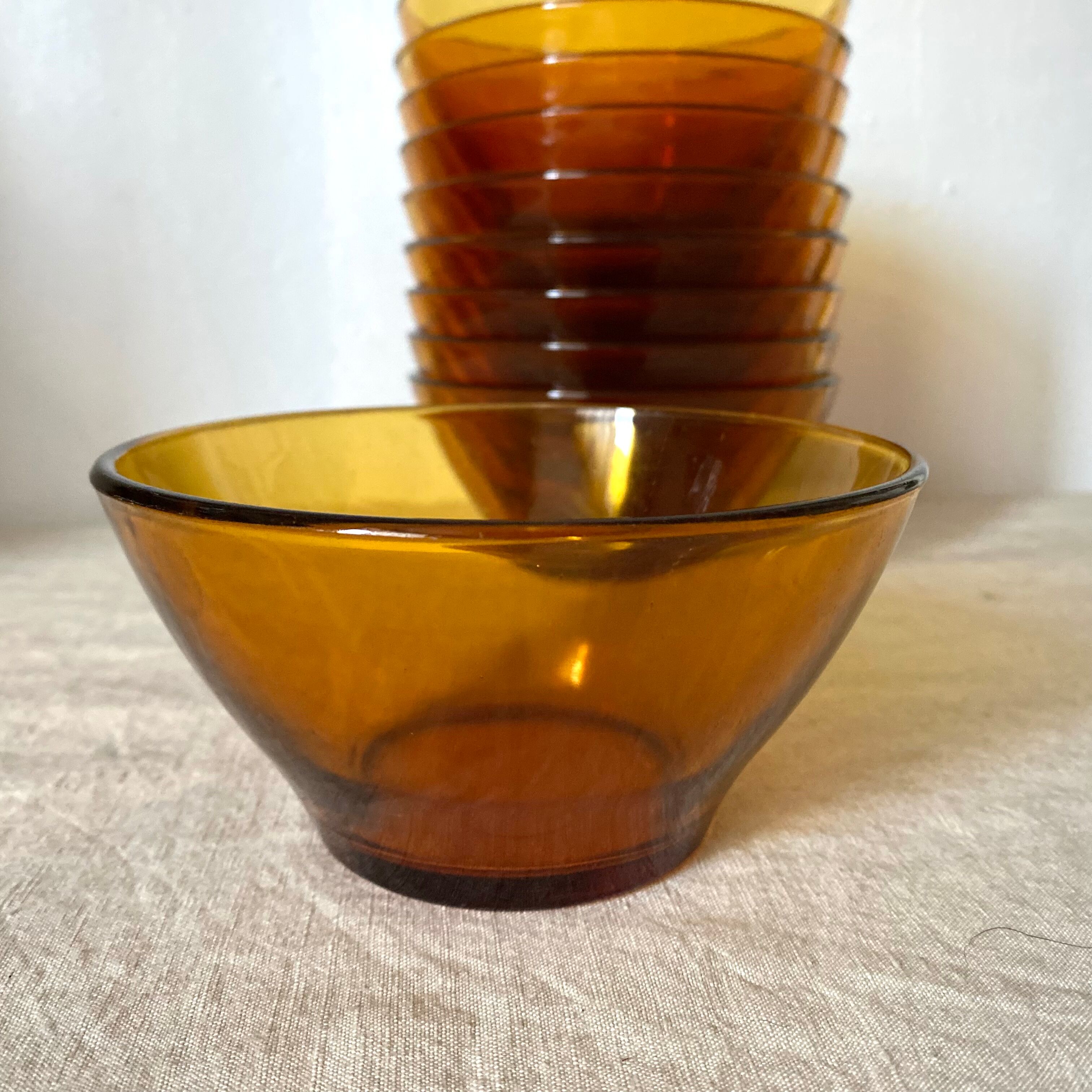 Bols Arcopal en verre ambré