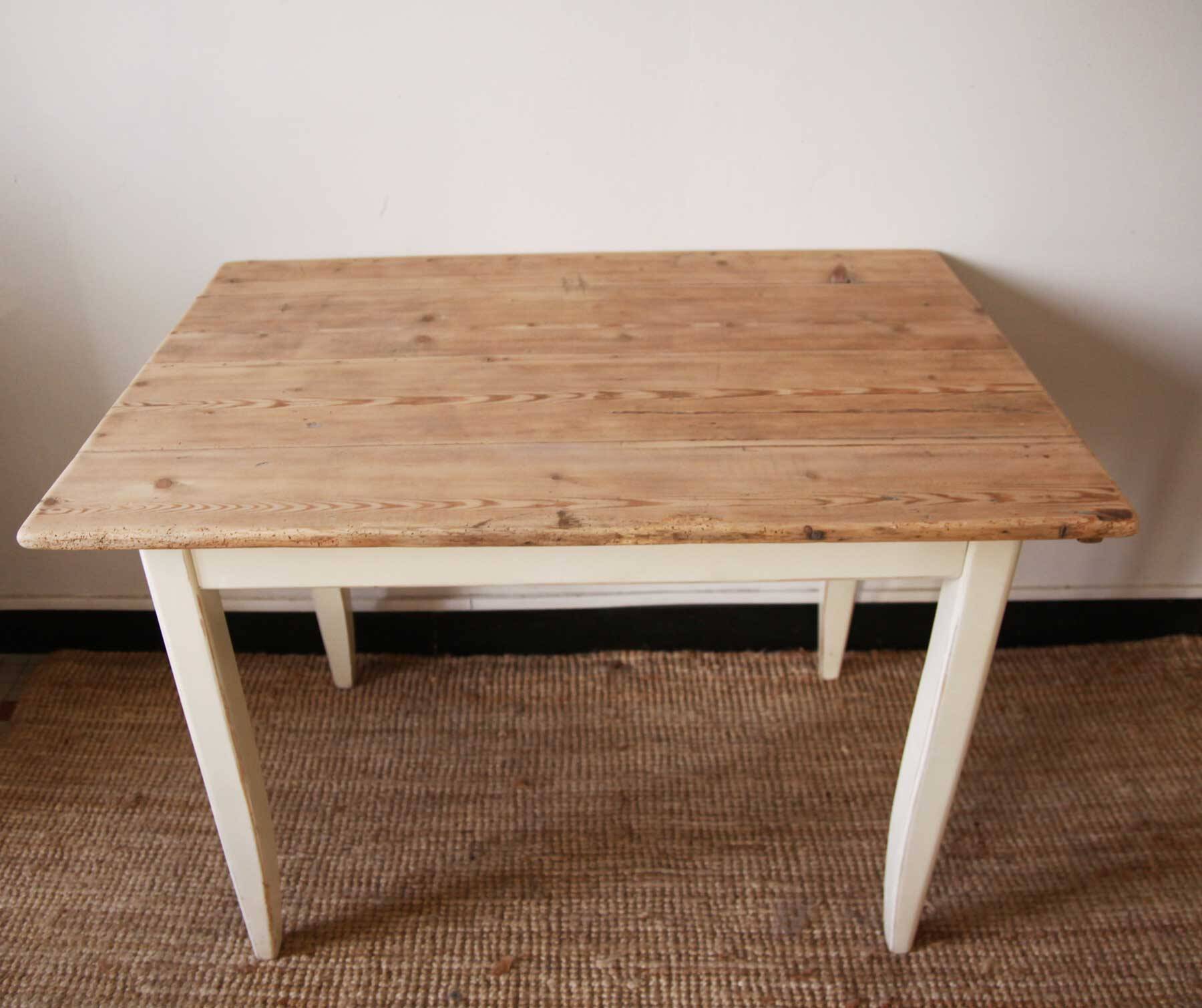 Table à manger vintage