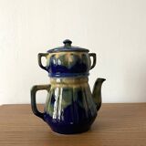 Cafetière ancienne en céramique