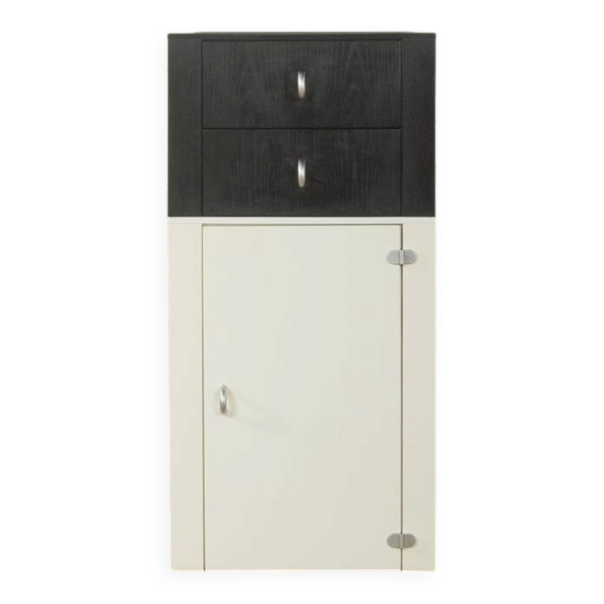 Commode des années 1980 avec un design à contraste clair.