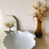 Hollow shell-shaped dish Émilie Henry