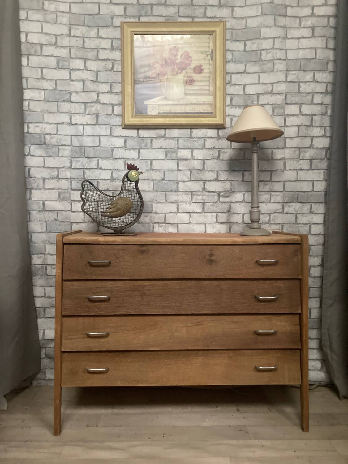 Vintage chest of drawers