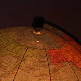 Perrina luminous glass world map, picquart globe