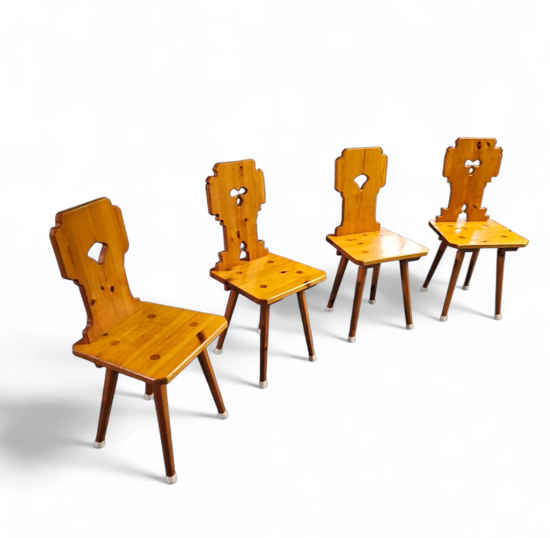 4 x chaises folk / Tyroler / en pin / 1970