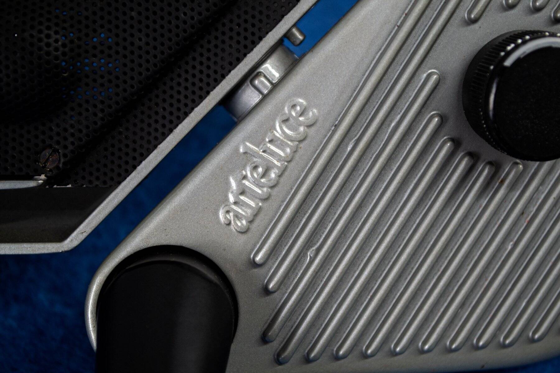 Ring A400 table lamp by Bruno Gecchelin for Arteluce, Italy, 1979