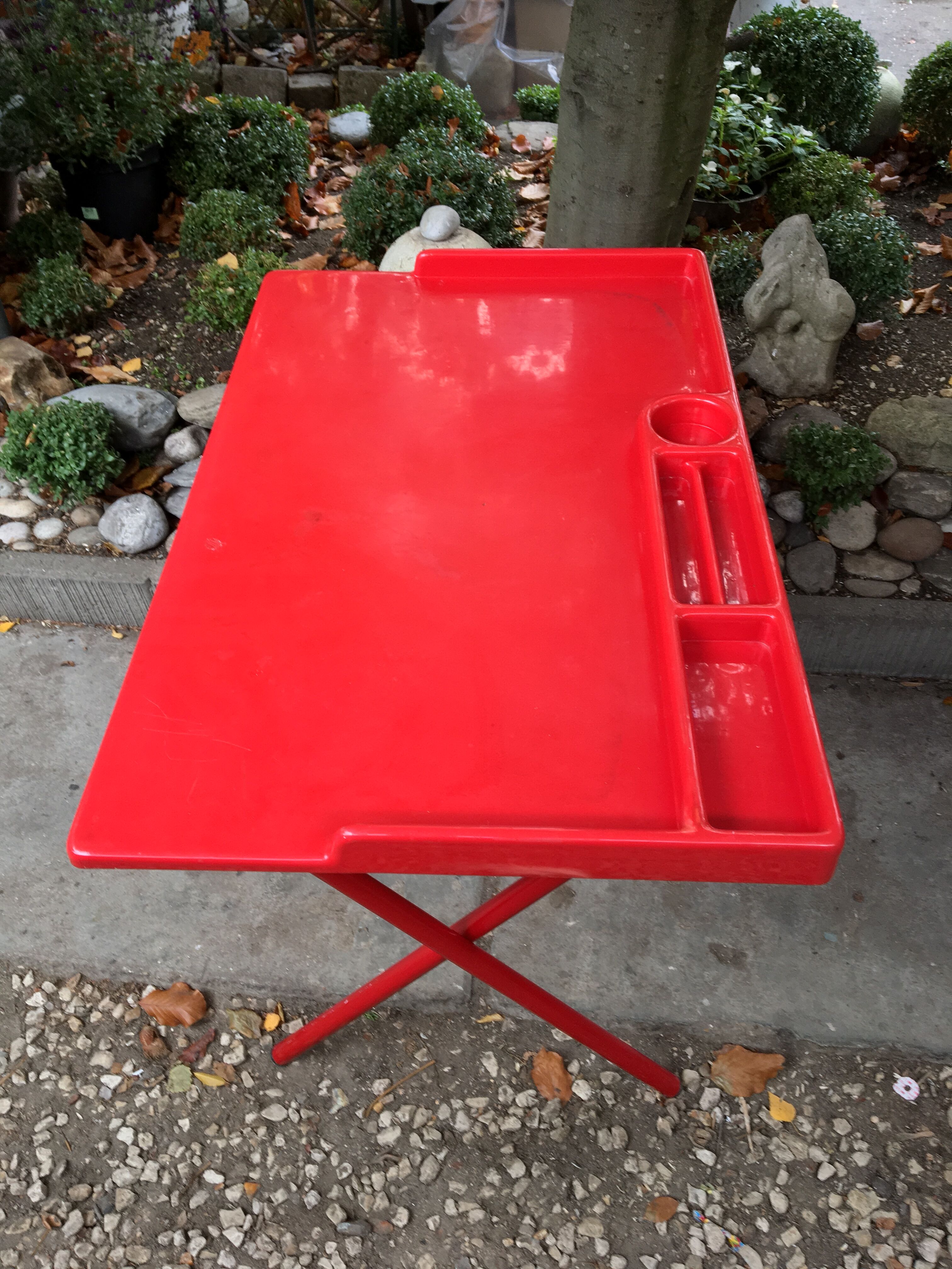 Red lacquered desk 70s