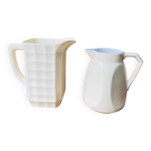 A pair of vintage ceramic jugs from the 1950s.