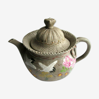 Japanese Art Deco teapot in porcelain biscuit enamelled with cranes and flowers