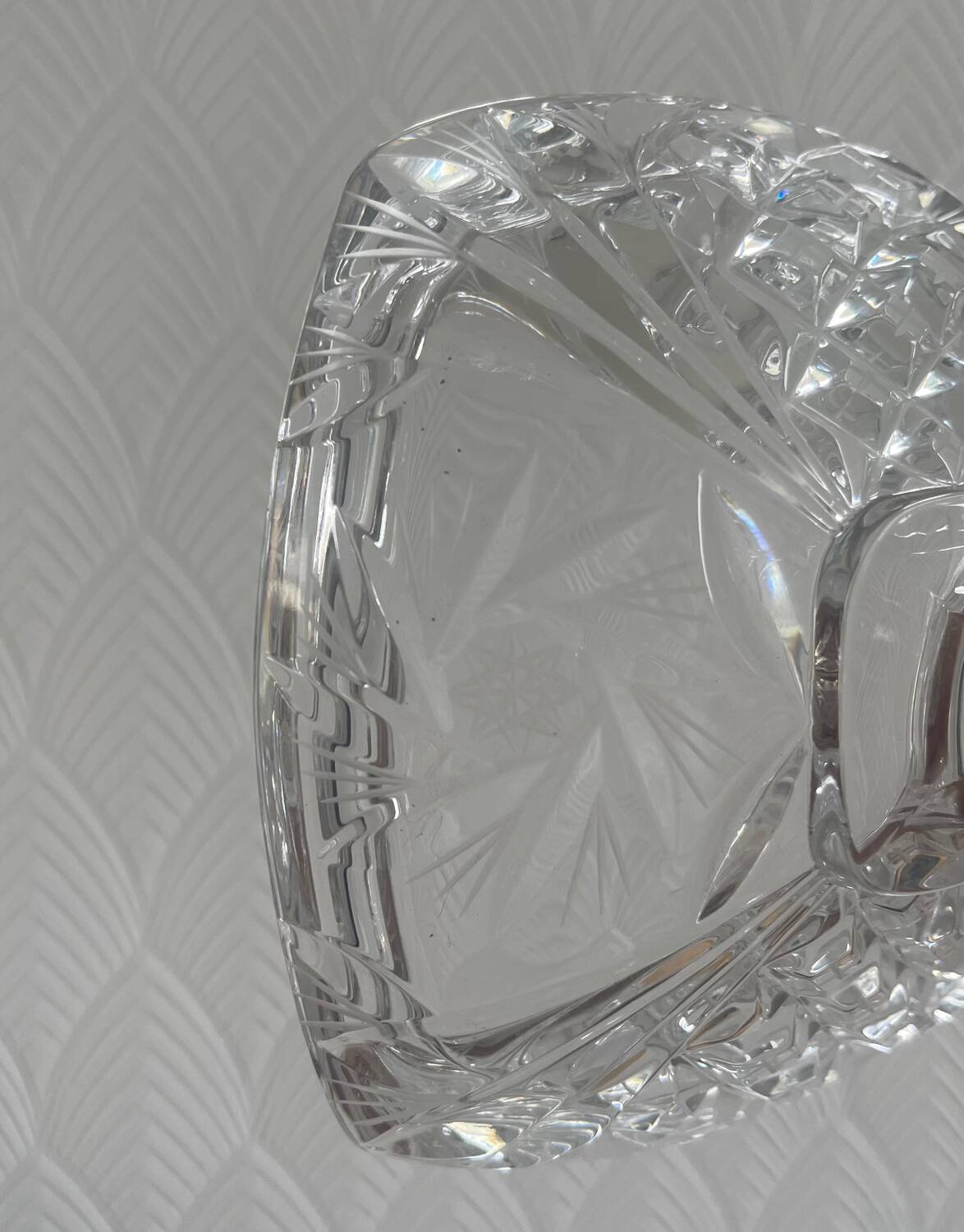 Cut crystal candy box