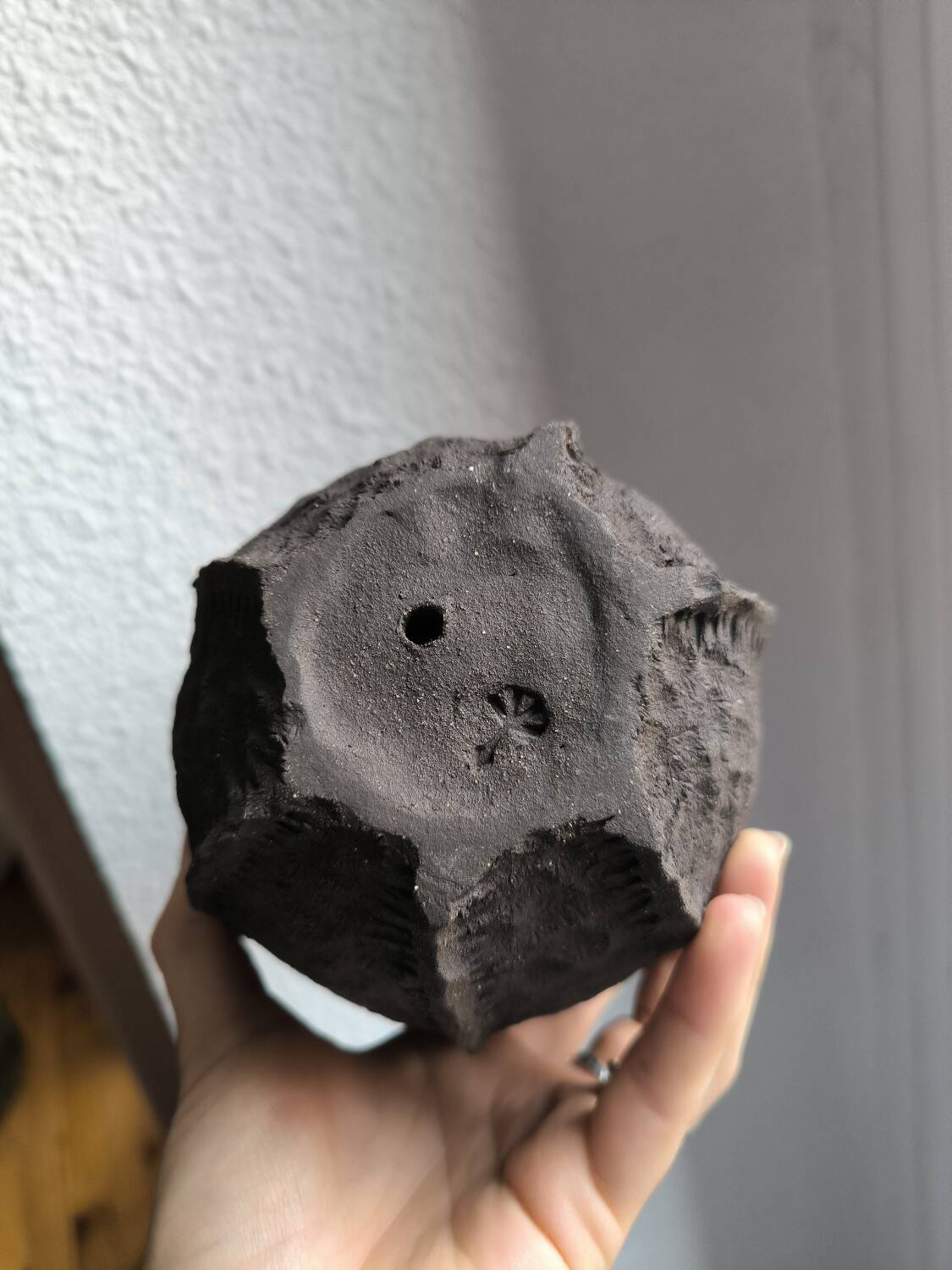 Duo sculpture art design egg planet ceramic black stoneware chamotte signé