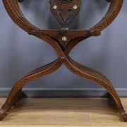Fauteuil syrien en noyer – fin XIXe