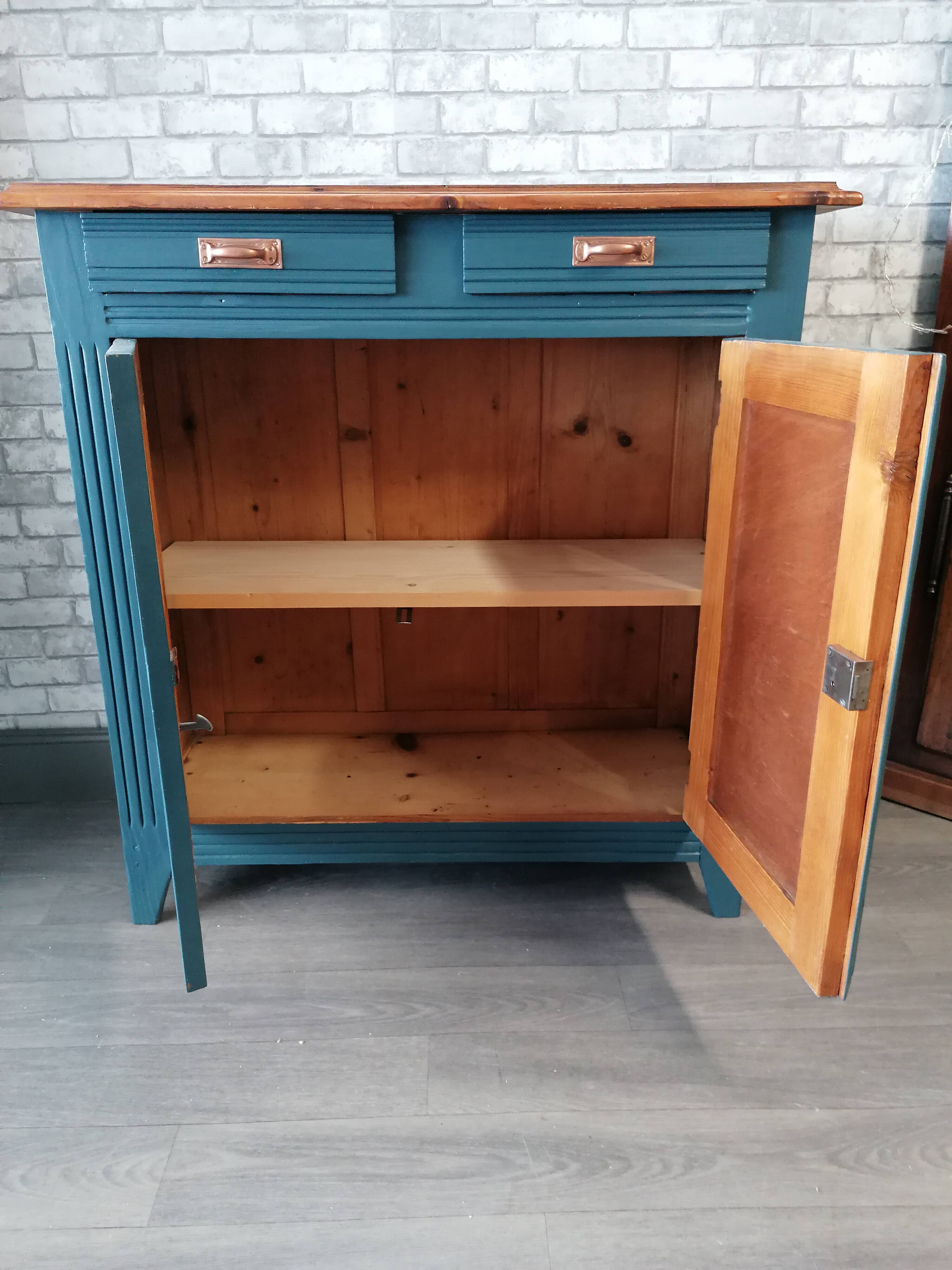 “Estelle” sideboard