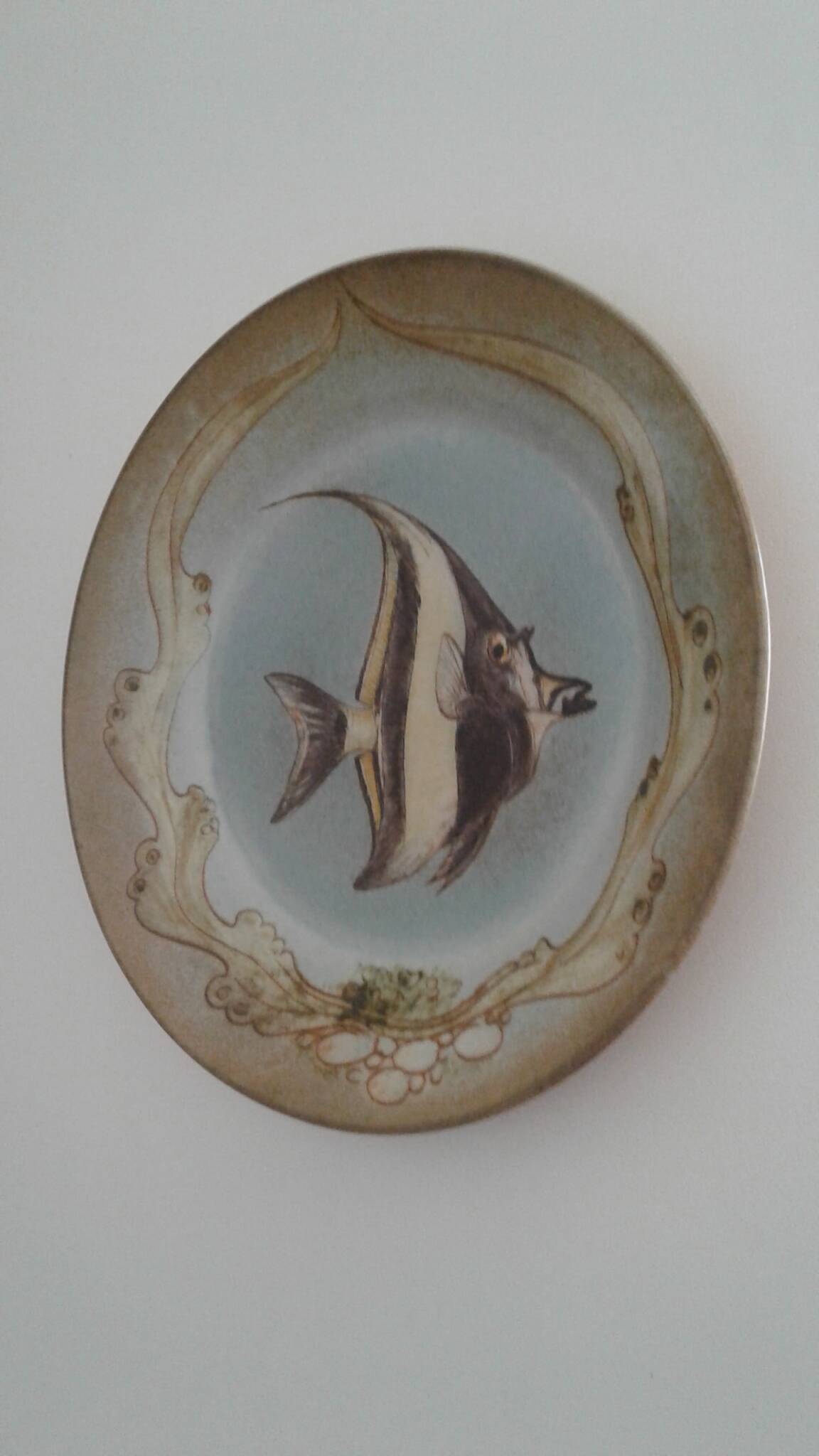 Ceramic plate