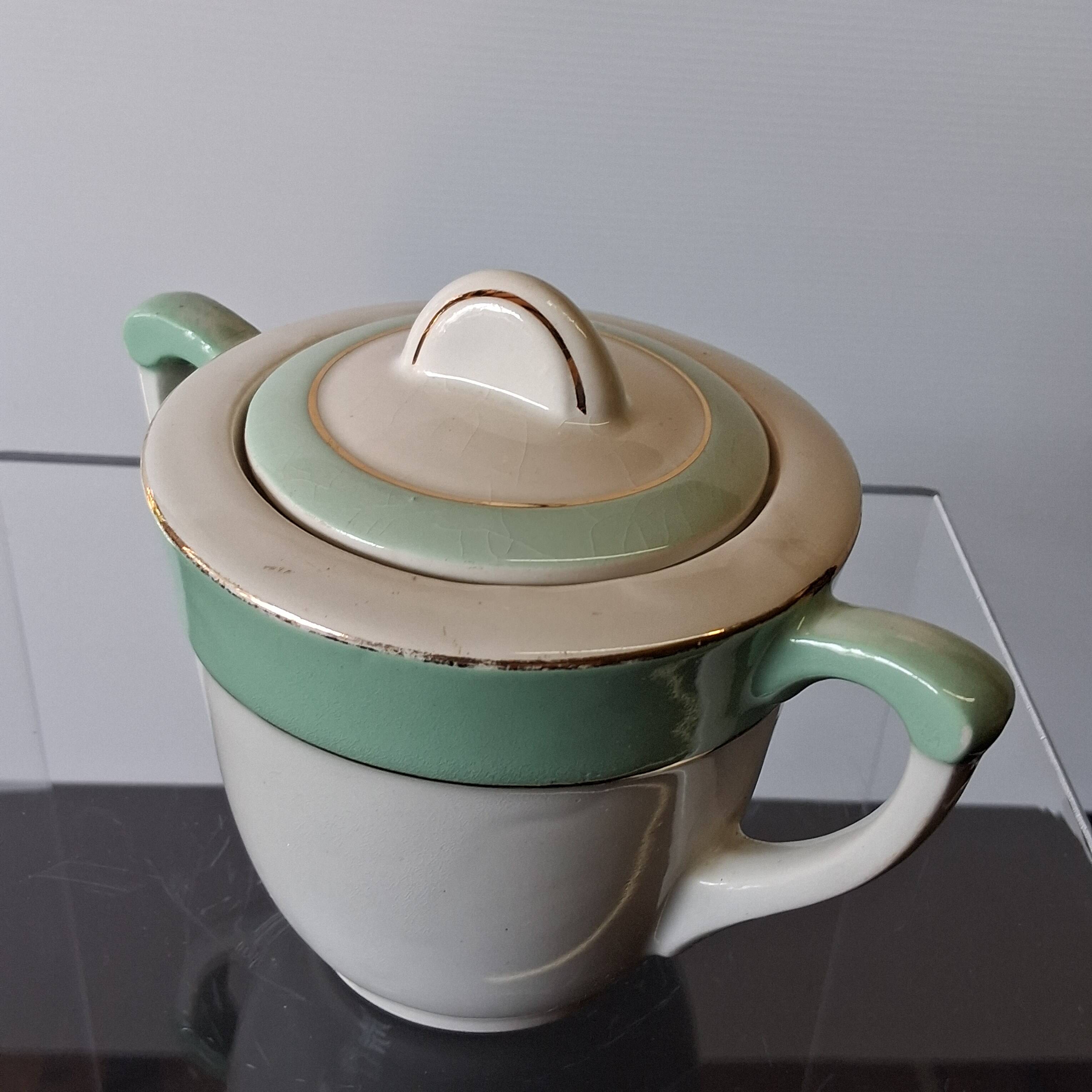 Old mint green sugar bowl from Moulin des Loups, model "Gondé", in good condition.