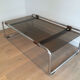 Table basse en chrome, cuir et verre fumé