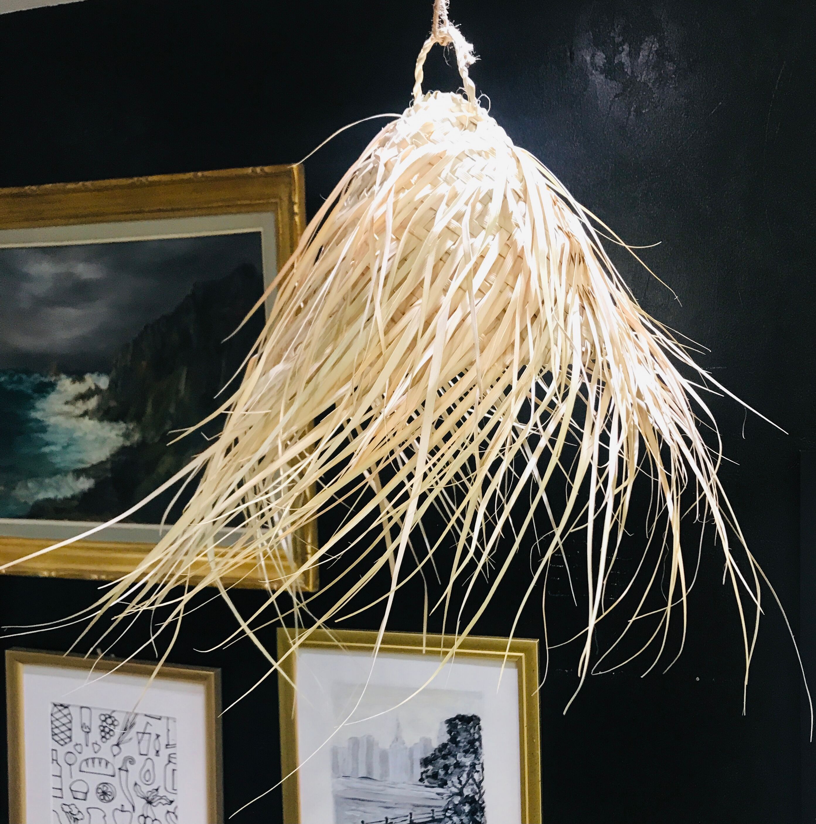 Decorative suspension hut wicker and raffia Morocco
