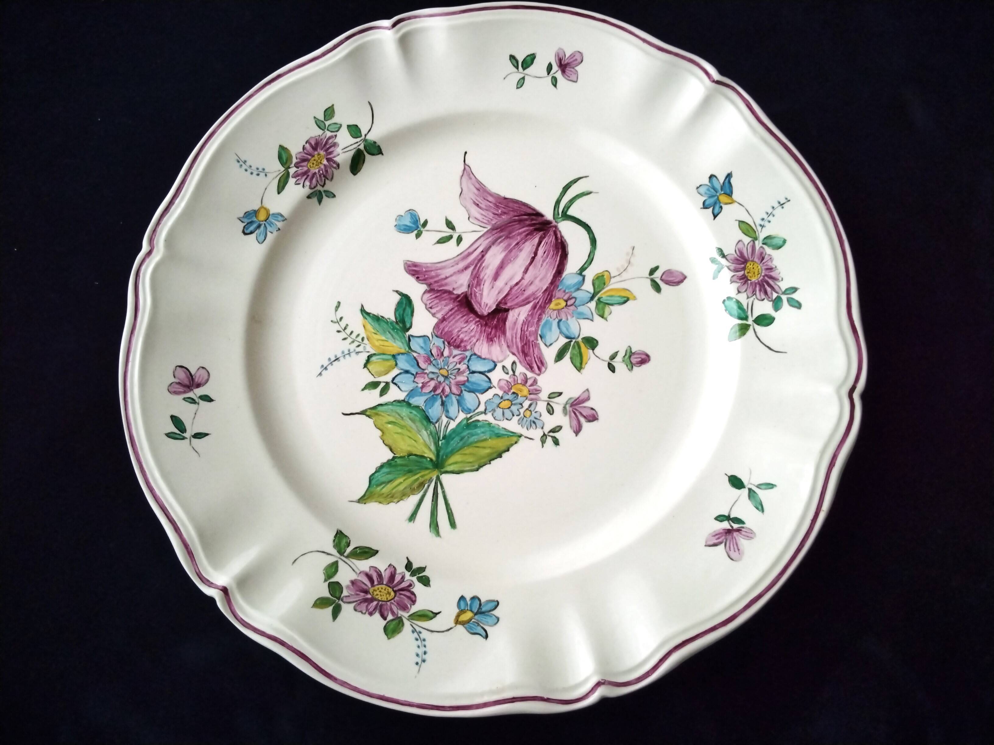 Sarreguemines earthenware cake dish