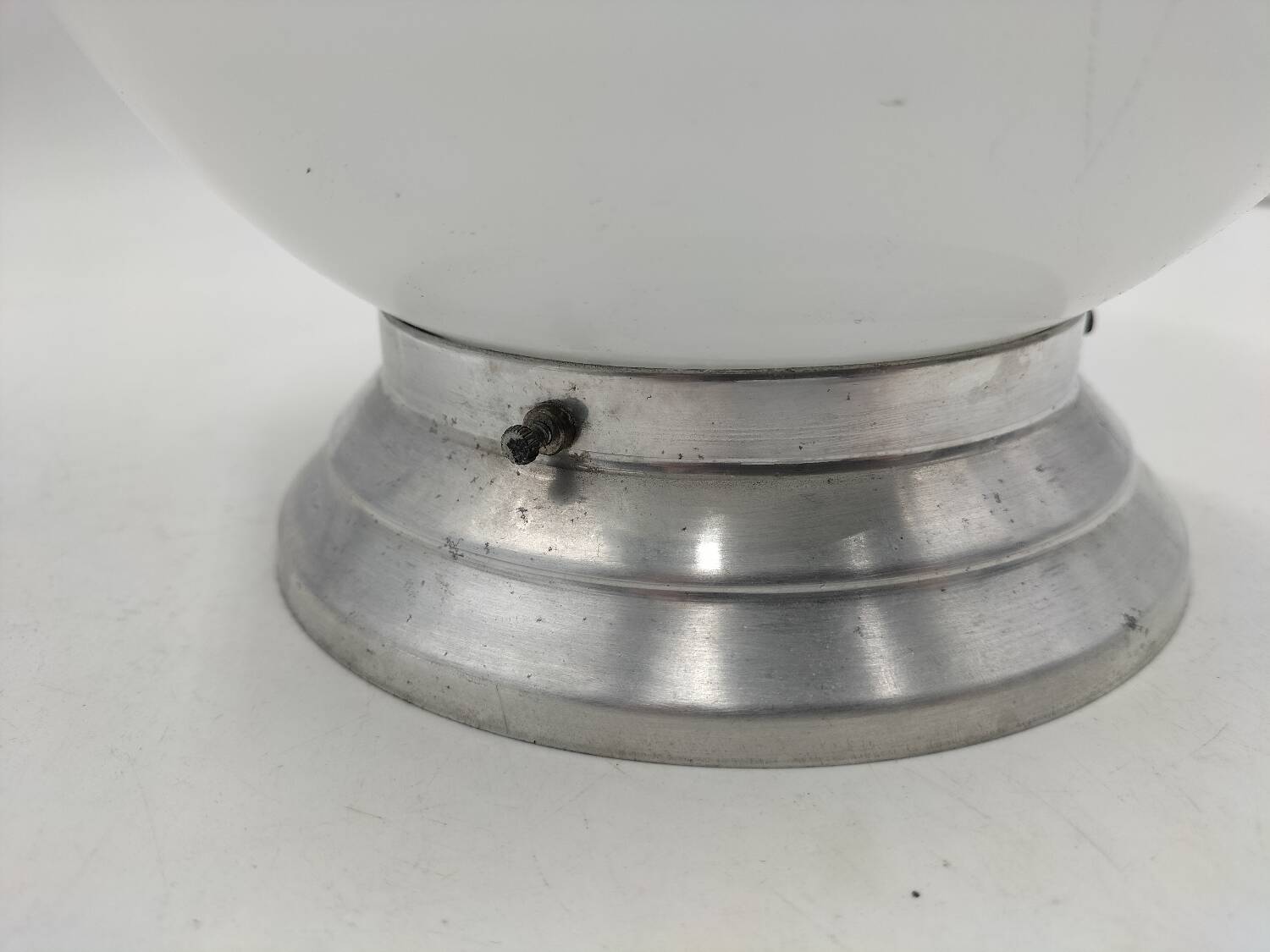 Opaline ceiling light