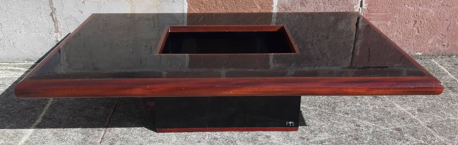 Signed coffee table (Jean Claude Mahey, 70s)