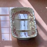 Small 19th-century dish in pink ironstone.