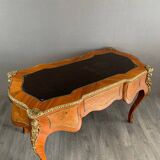 Bureau en marqueterie et bronze doré style Louis XV, XIXème siècle