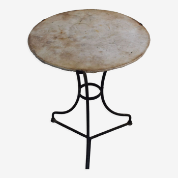 Marble pedestal table