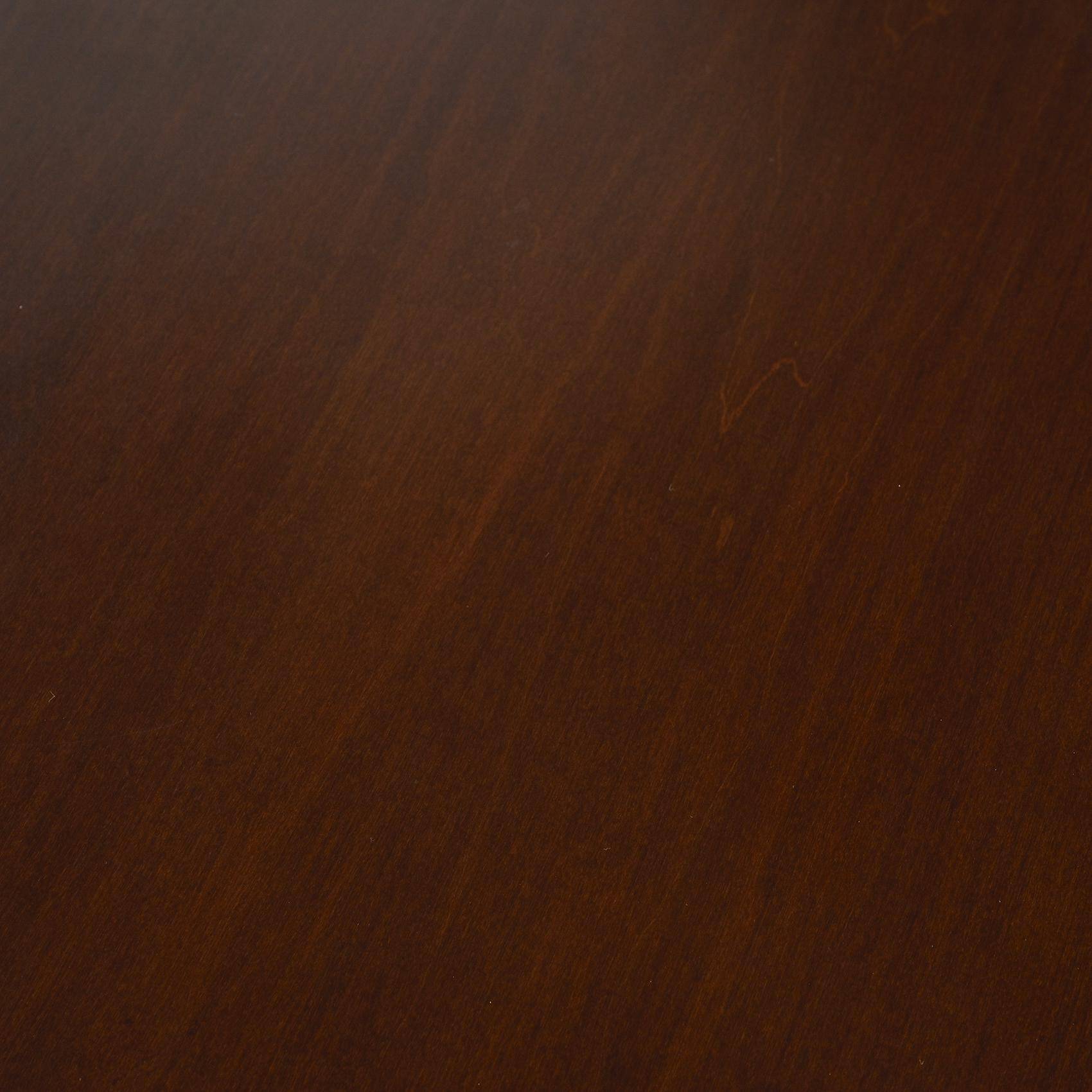 Table Taliesin 2 en cerisier, Frank Lloyd Wright, Cassina 1989