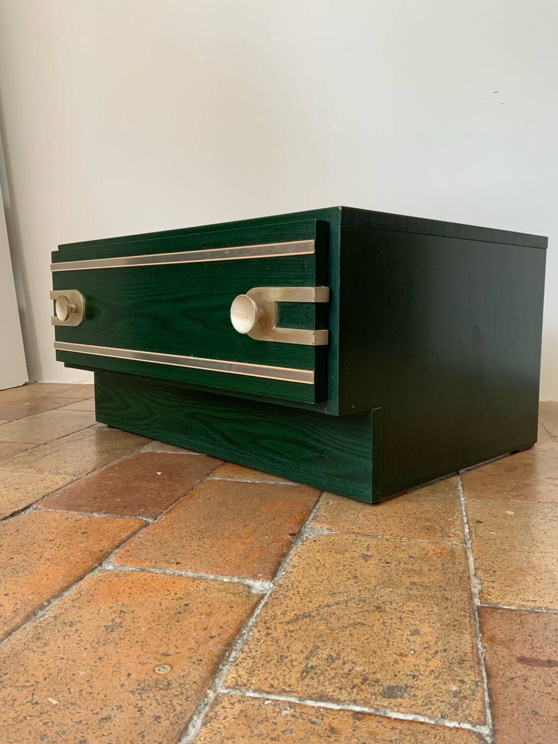 Small occasional piece of furniture