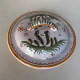 Pot covered with Moustiers