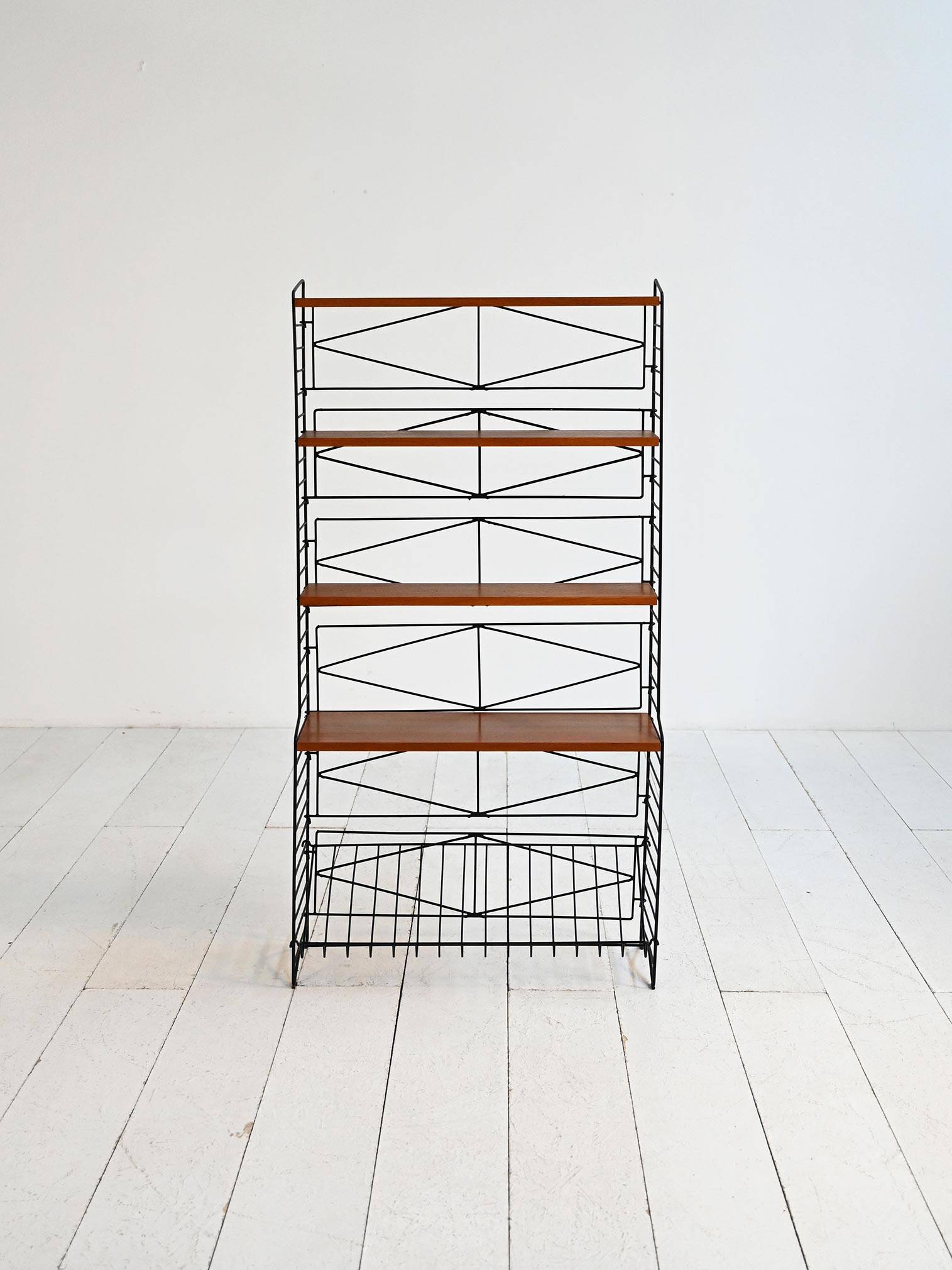 Freestanding Hylla-style shelving unit 1960s