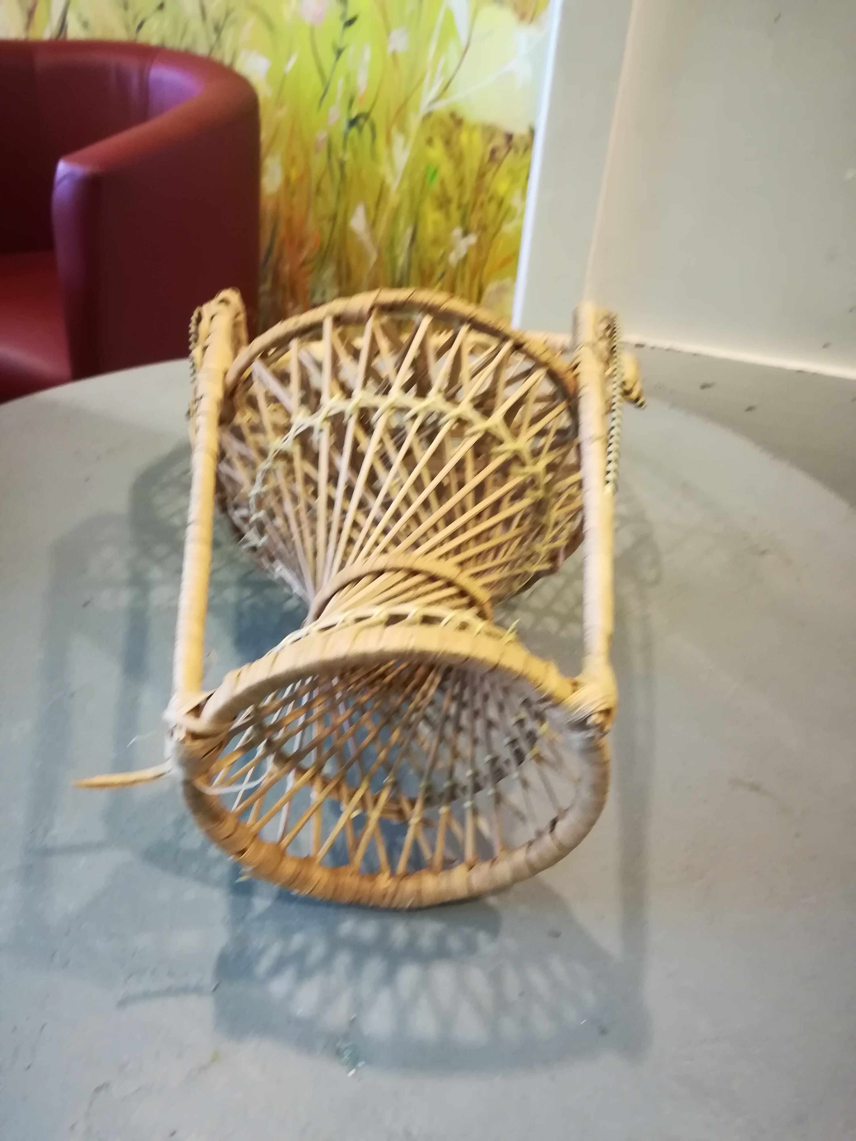 Emmanuelle doll chair