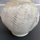 Raw vase with acanthus decoration