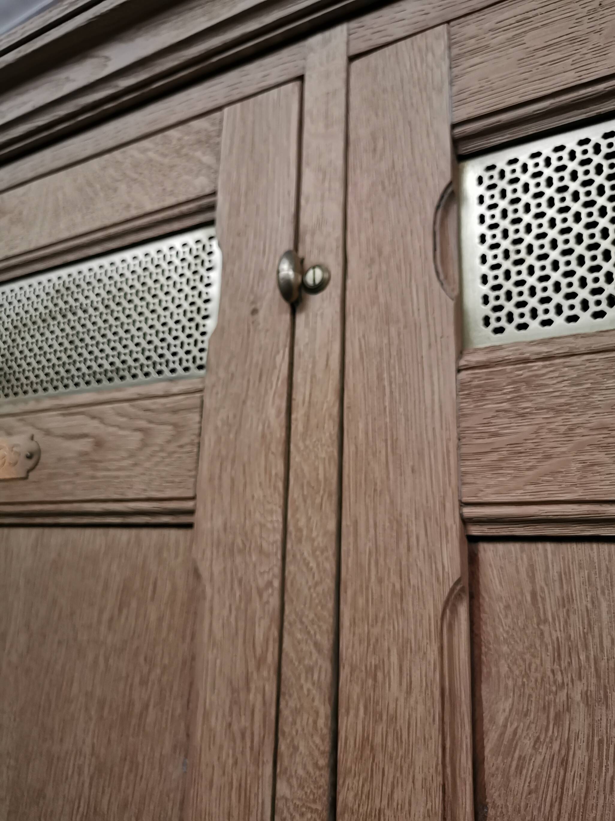 Wooden locker room bank of France period 1930