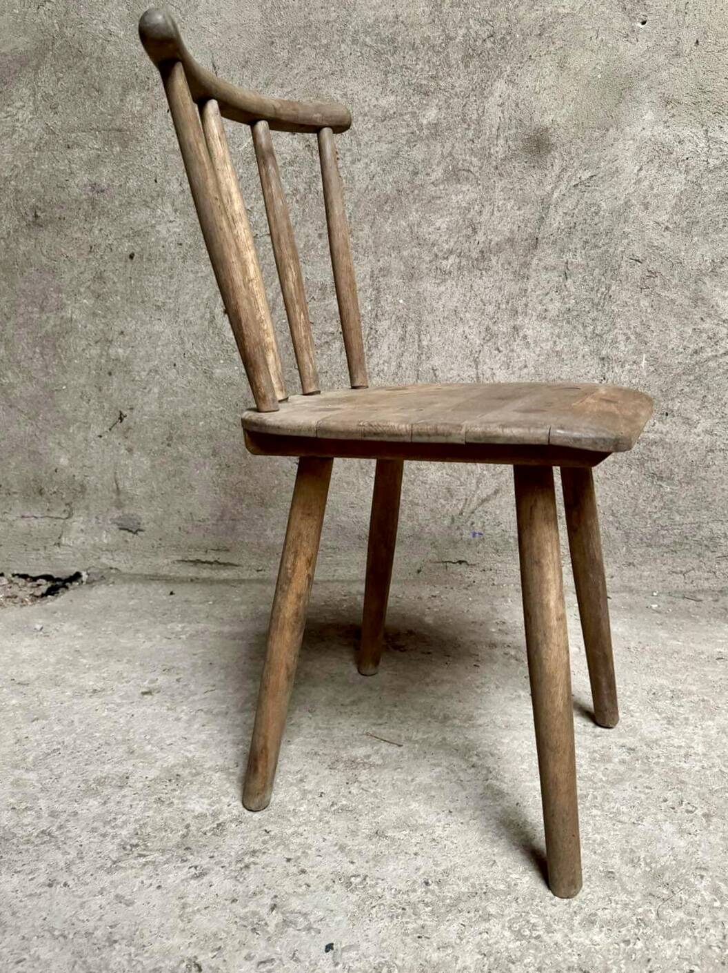 Series Set of 6 old rustic Western bistro chairs in original patina wood