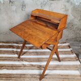 Scandinavian children's desk with its chair