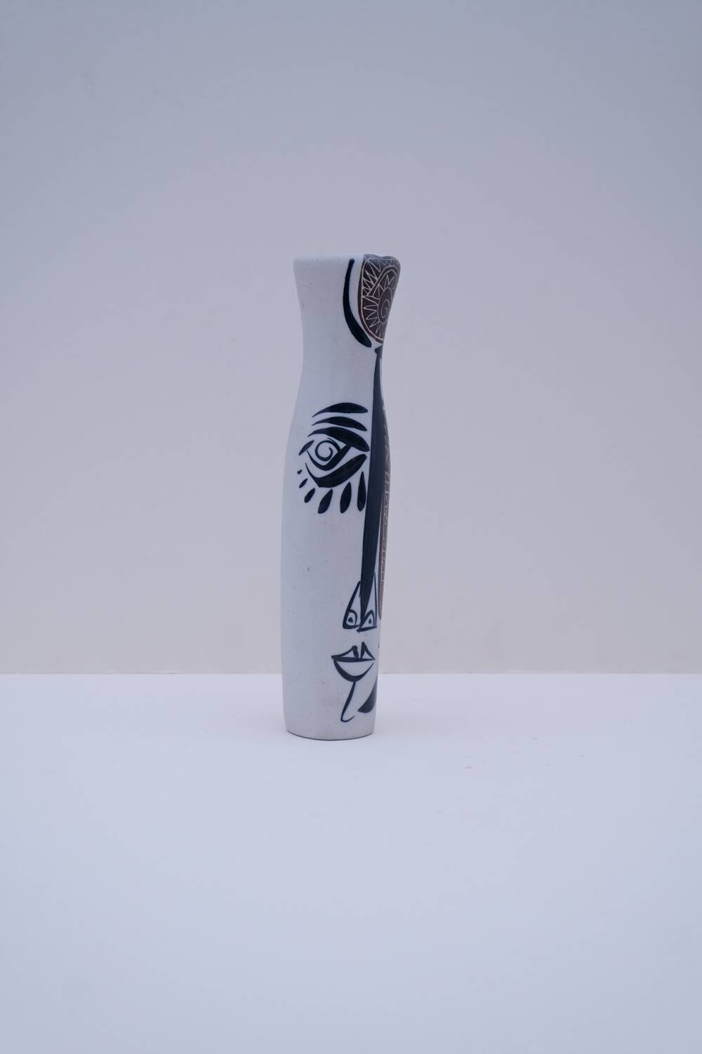 Vase by Alfonso Otero REGAL in ceramic