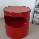 Side table, red bedside table Artemide Giano Giano by Emma Gismondi.