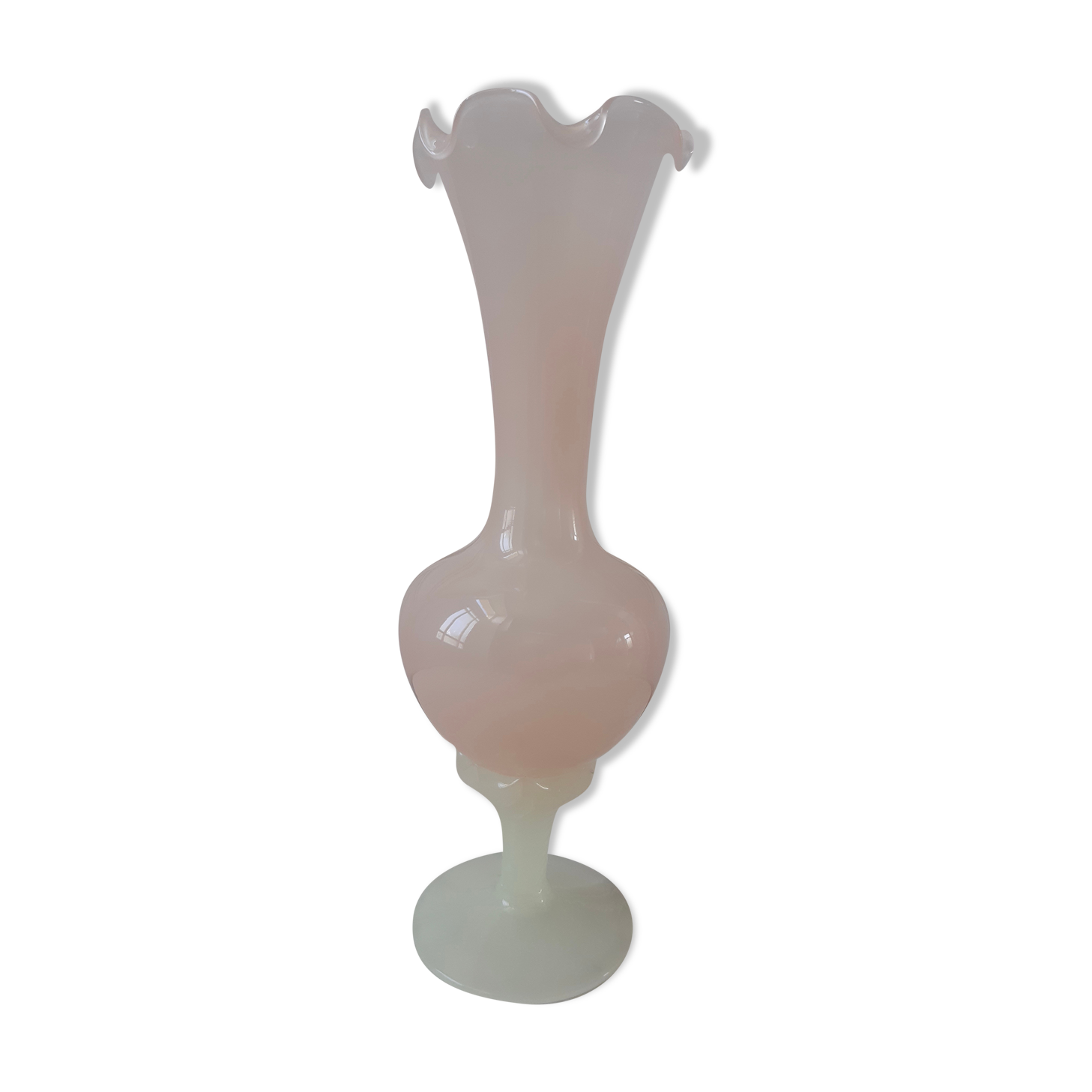 Opaline vase toothed white foot 30s