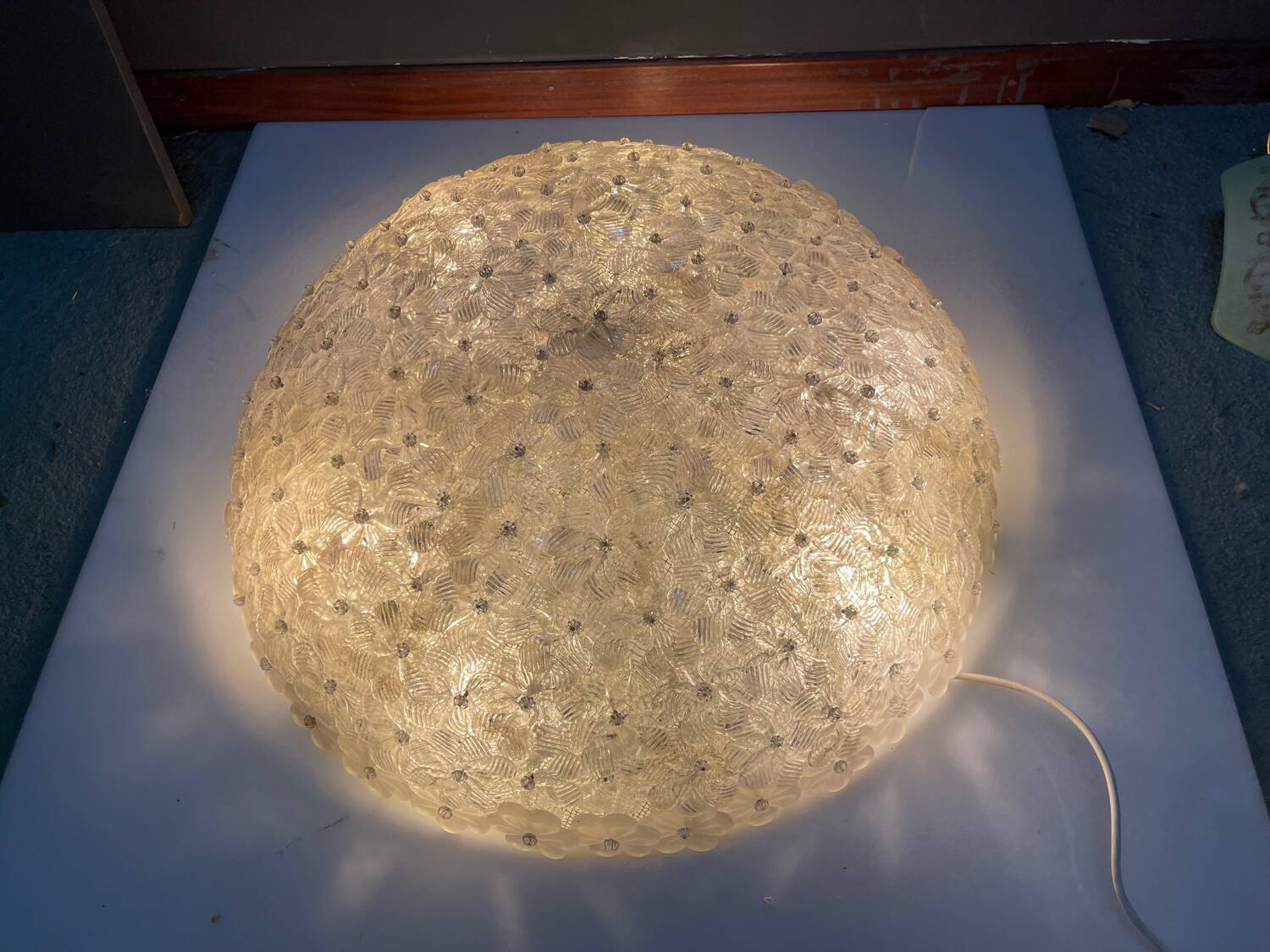 Plafonnier en verre de Murano en forme de fleur extra large par Archimede Seguso, années 1960.