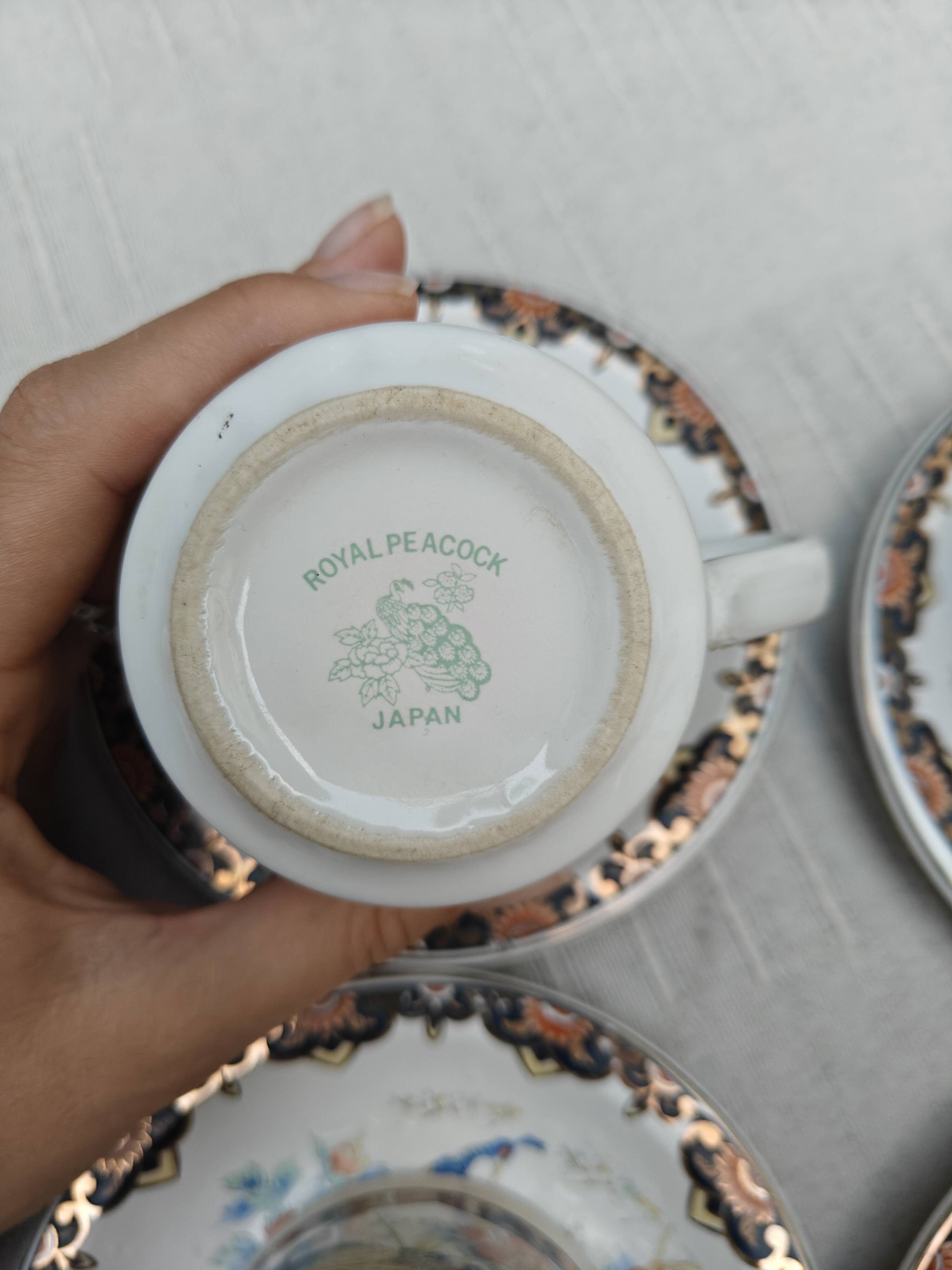 Vintage tea/coffee service in porcelain from Japan - Peacock birds