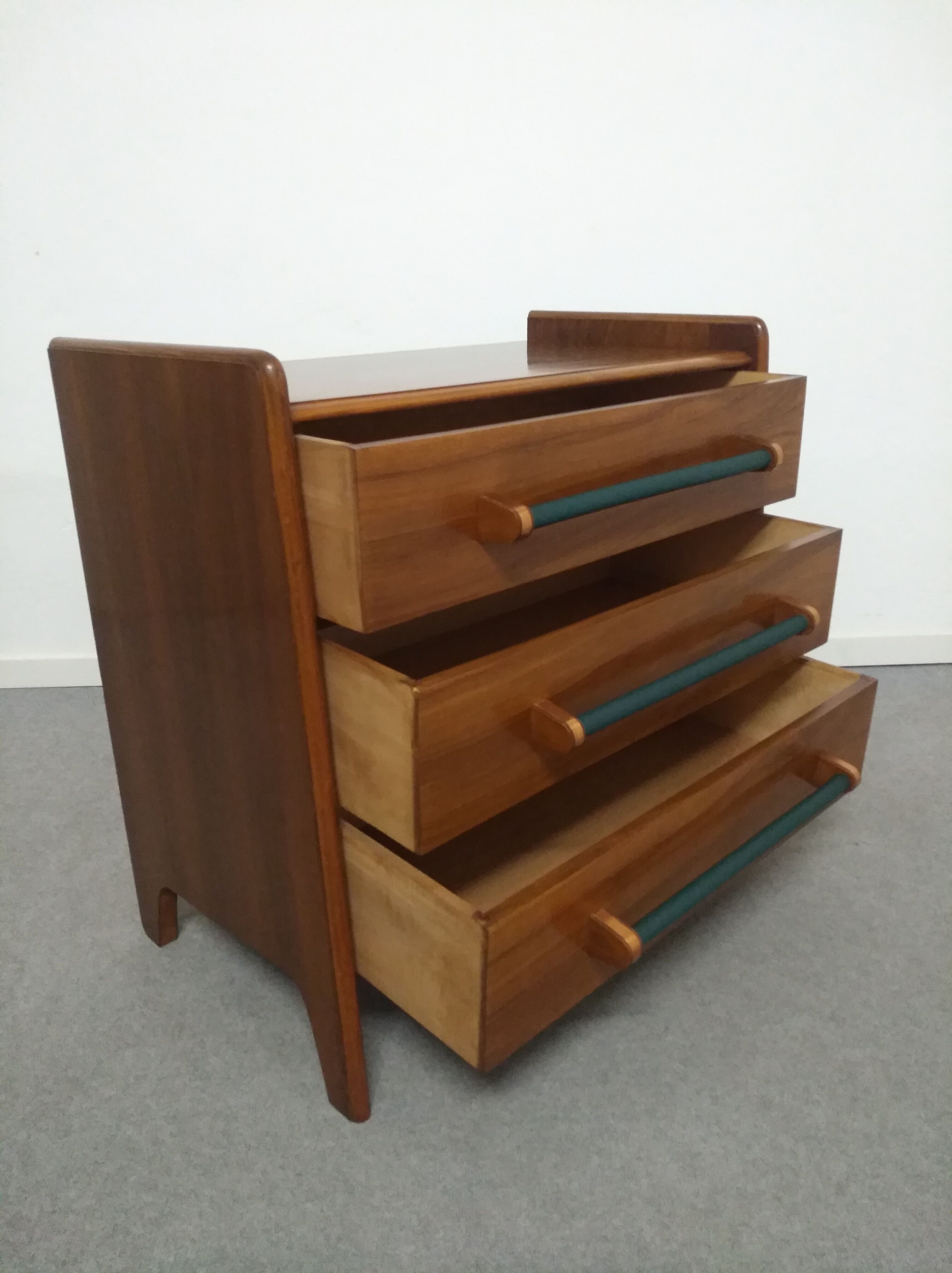 Vintage dresser 1950