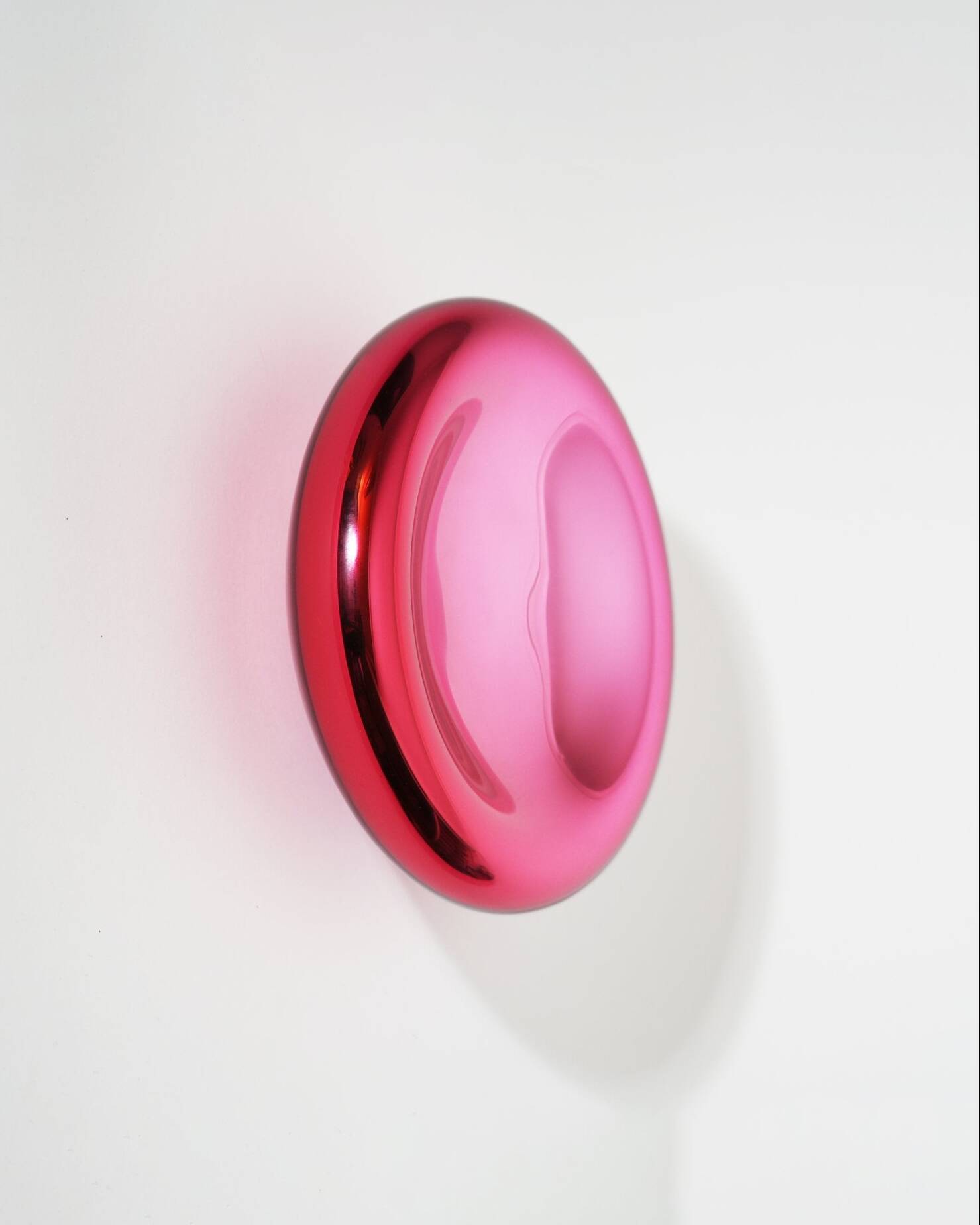 Bowl / dots sculpture