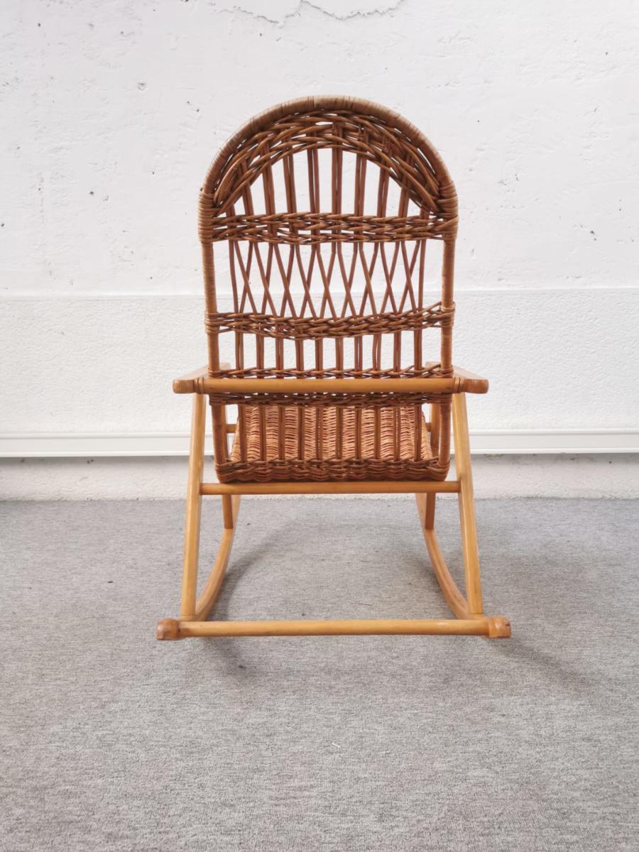 Rocking-chair rattan